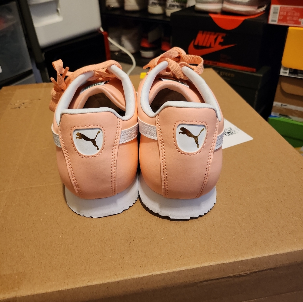 Puma Roma Sneaker - Picture 4 of 4